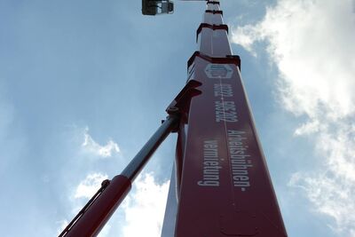 Arm einer Arbeitsbühne der Arbeitsbühnenvermietung LIFTTEC